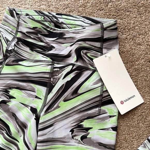 NWT $128 Lululemon FF High Rise Tight Leggings Multi - Picture 2 of 5